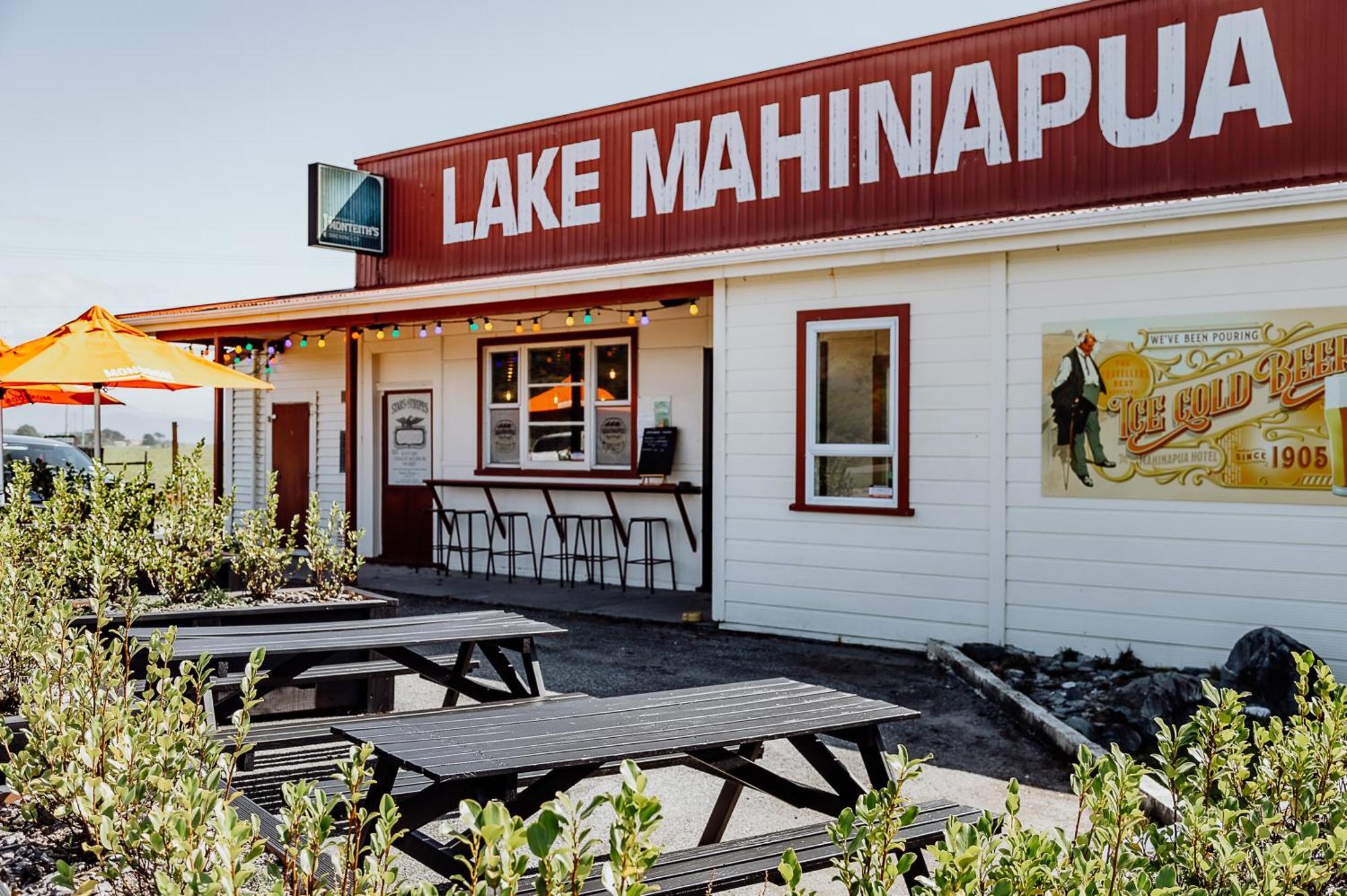 Lake Mahinapua Hotel Ruatapu Exteriör bild